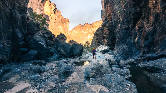 Découvrez les plus beaux canyons d'Oman pendant votre séjour trekking