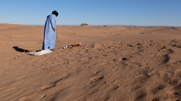 Bivouac et marche dans le désert pour ce trek inoubliable au Maroc